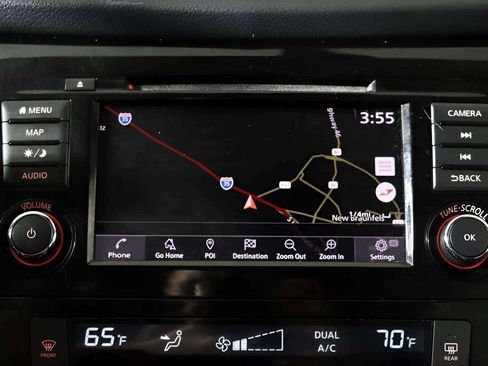 Used 2020 Nissan Rogue SV w/ Premium Package FWD image 27
