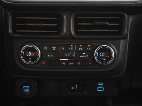 Used 2022 Ford Maverick Lariat w/ Lariat Luxury Package AWD/4WD image 19