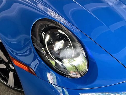 Used 2025 Porsche 911 Carrera RWD image 27