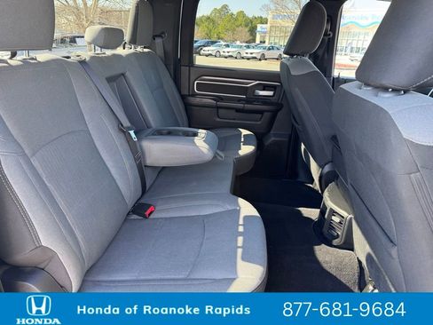 Used 2024 RAM 2500 Big Horn image 33