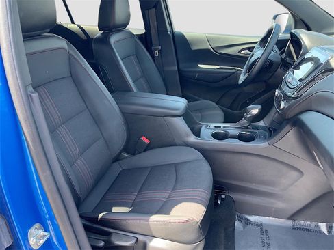 Used 2024 Chevrolet Equinox RS image 25