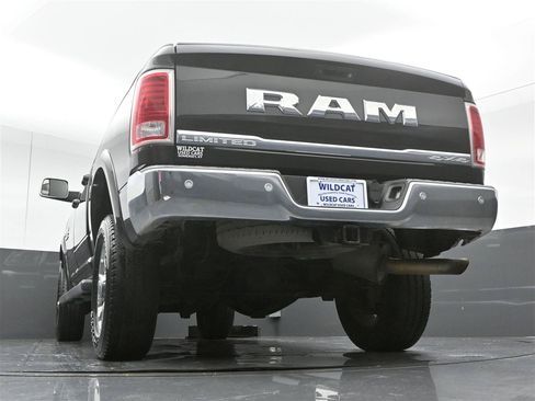 Used 2016 RAM 2500 Limited AWD/4WD image 34