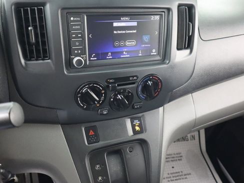 Used 2021 Nissan NV200 SV w/ Sliding Door Glass Package image 14