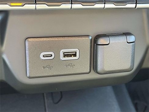 Used 2024 Chevrolet Silverado 1500 Custom Trail Boss w/ Turbomax Blackout Package image 22