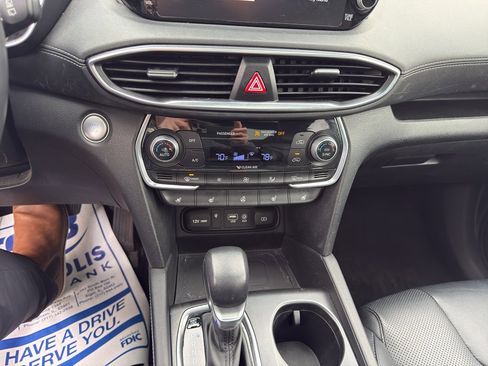 Used 2019 Hyundai Santa Fe Limited w/ Cargo Package image 18