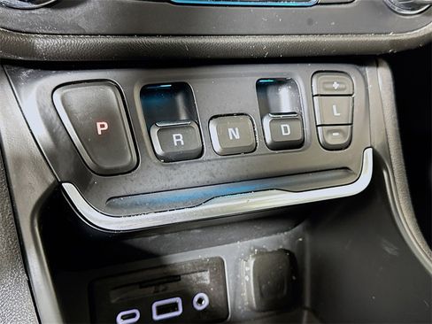 Used 2019 GMC Terrain Denali w/ Advanced Safety Package image 15