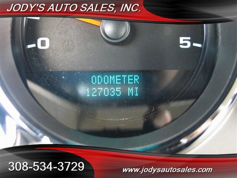 Used 2008 Chevrolet Silverado 3500 W/T AWD/4WD image 11