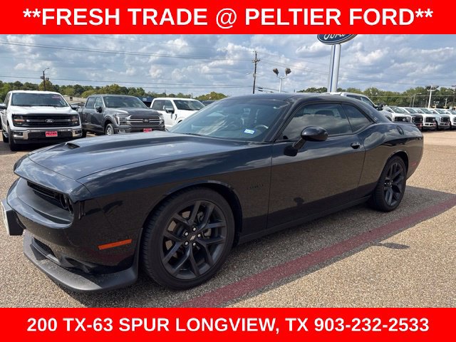 Used 2021 Dodge Challenger R/T w/ Blacktop Package RWD image 3