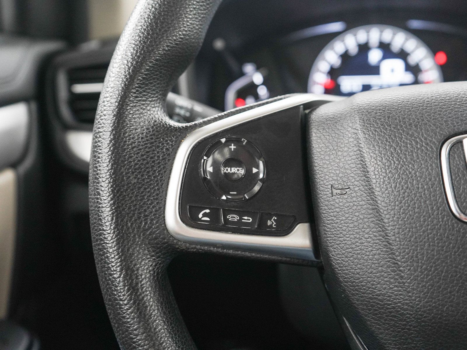 Used 2019 Honda CR-V LX image 24