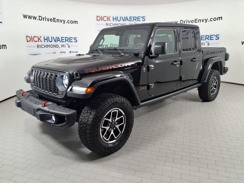 Used 2025 Jeep Gladiator Rubicon AWD/4WD image 1