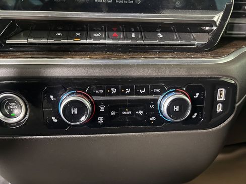 Used 2023 GMC Sierra 1500 Elevation w/ X31 Off-Road Package image 15