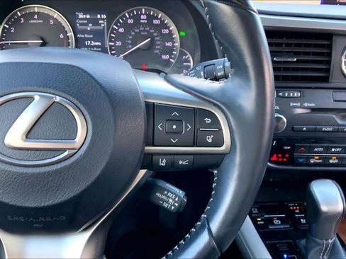 Used 2019 Lexus RX 350L w/ Premium Package image 24