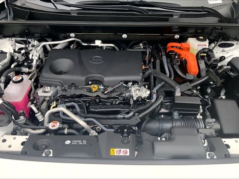 New 2025 Toyota RAV4 SE image 16