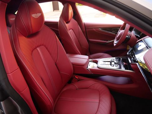 New 2026 Aston Martin DBX 707 image 12