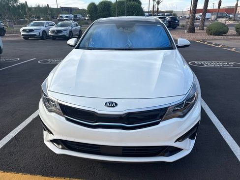 Used 2020 Kia Optima EX w/ Technology Package FWD image 2