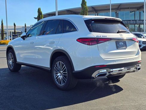 New 2026 Mercedes-Benz GLC 300 4MATIC image 4