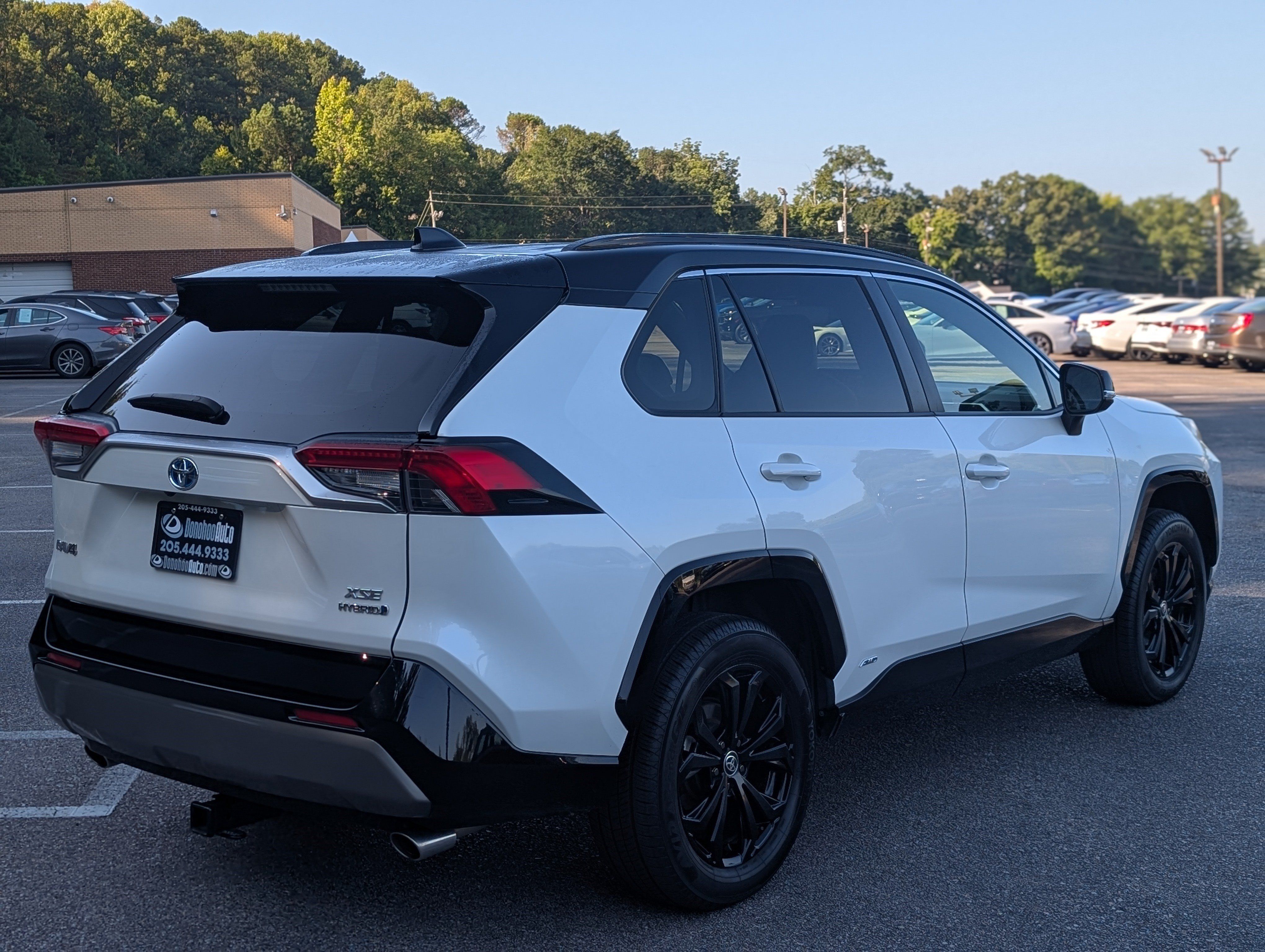 Used 2022 Toyota RAV4 XSE w/ XSE Grade Weather Package AWD/4WD image 9