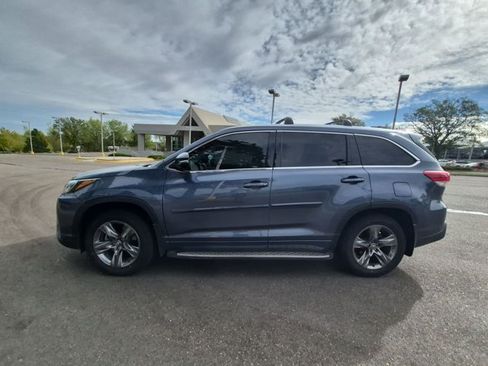 Used 2018 Toyota Highlander Limited Platinum AWD/4WD image 9