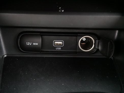 Used 2020 Kia Soul S FWD image 28