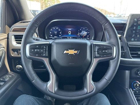 Used 2024 Chevrolet Tahoe Premier AWD/4WD image 27