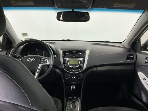 Used 2013 Hyundai Accent SE image 20