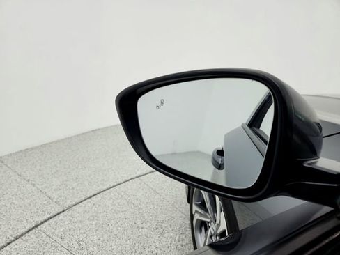 Used 2020 Honda Accord EX image 19