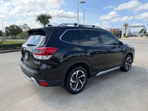 Used 2024 Subaru Forester Touring AWD/4WD image 5