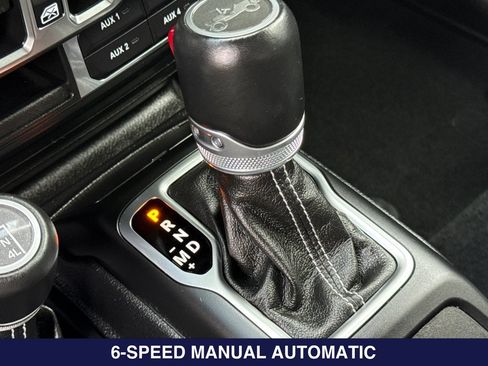 Used 2020 Jeep Wrangler Unlimited Sahara AWD/4WD image 22