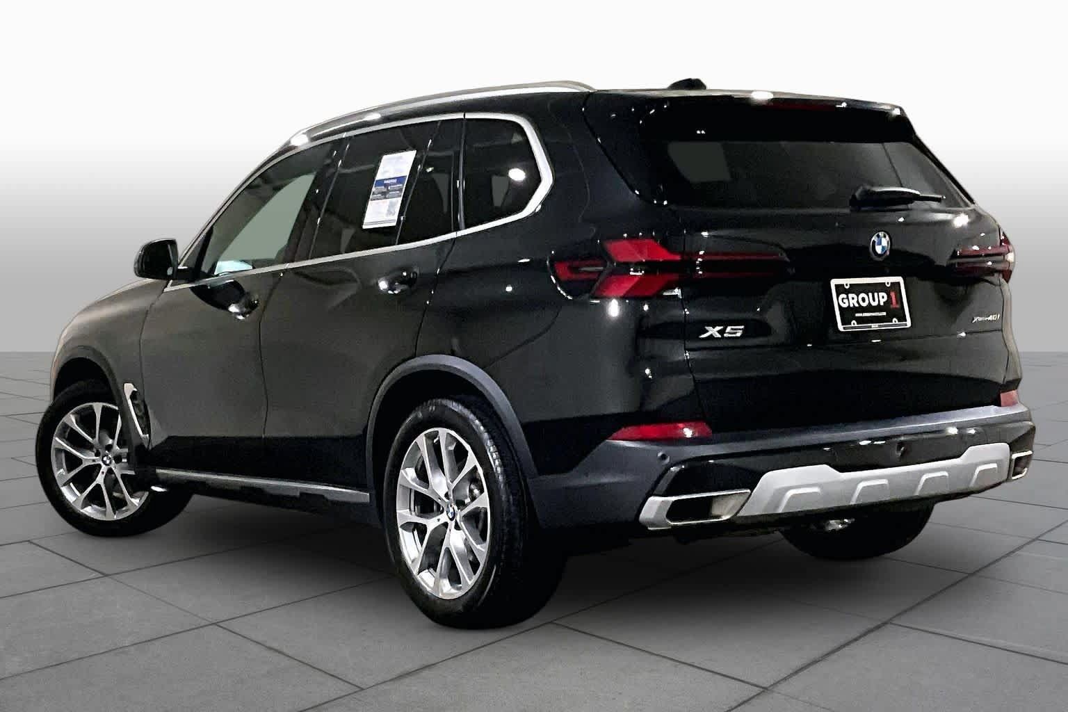 Used 2024 BMW X5 xDrive40i w/ Premium Package AWD/4WD image 11