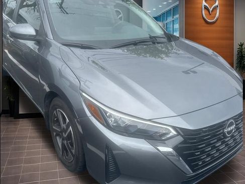 Used 2024 Nissan Sentra SV FWD image 34