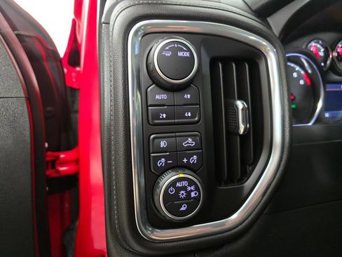 Used 2020 Chevrolet Silverado 1500 RST w/ Rally Edition AWD/4WD image 29