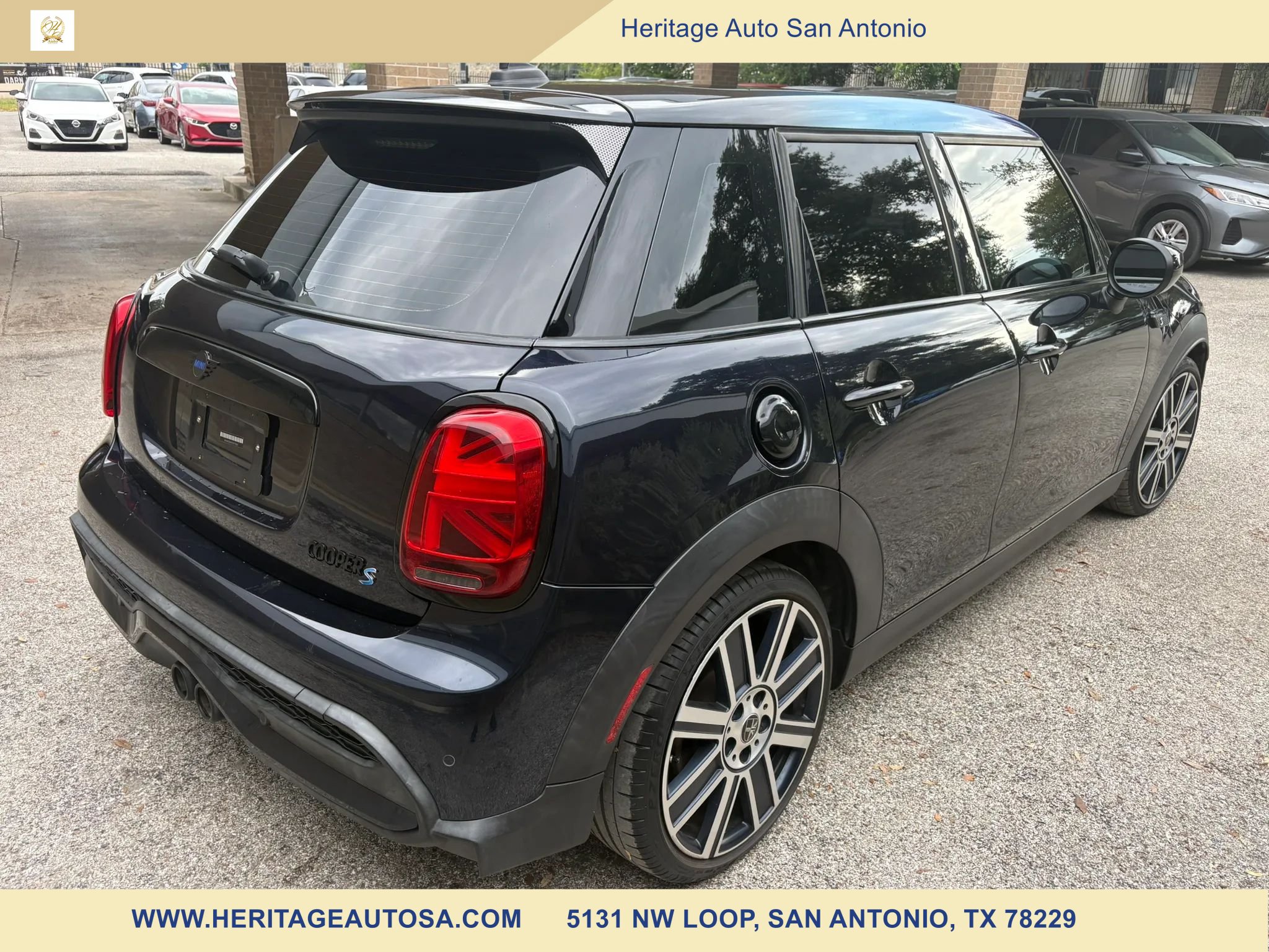 Used 2022 MINI Cooper S FWD image 7