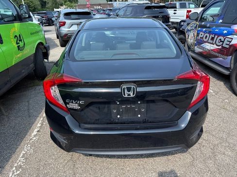 Used 2016 Honda Civic LX image 10