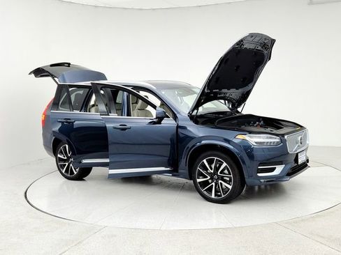 New 2025 Volvo XC90 B6 Plus w/ Protection Package Premier image 10