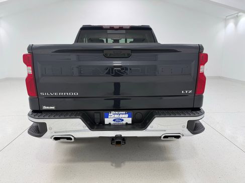 Used 2024 Chevrolet Silverado 1500 LTZ AWD/4WD image 5