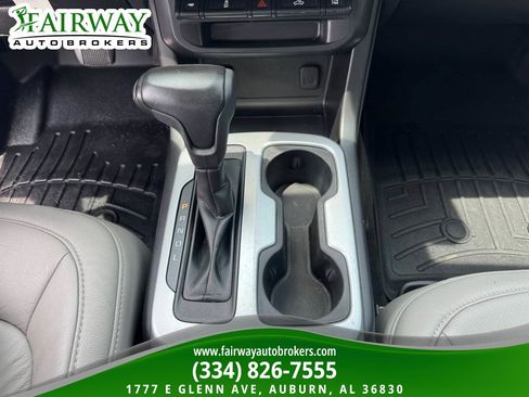 Used 2017 Chevrolet Colorado LT w/ LT Convenience Package RWD image 23