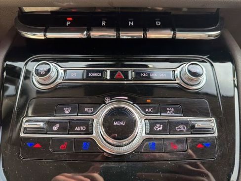 Used 2022 Lincoln Corsair AWD w/ Premium Package image 33