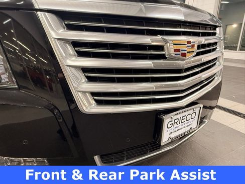 Used 2019 Cadillac Escalade Platinum image 9