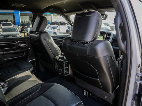 Used 2020 RAM 2500 Laramie image 26