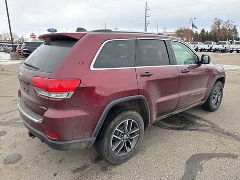Used 2018 Jeep Grand Cherokee Limited image 8