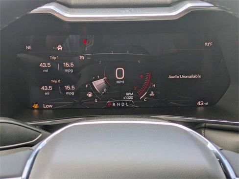 New 2025 GMC Canyon Elevation w/ Convenience Package image 30