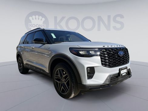 New 2026 Ford Explorer ST-Line w/ ST-Line Street Pack image 10