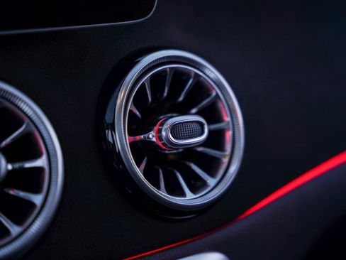 Used 2018 Mercedes-Benz CLA 45 AMG 4MATIC image 25