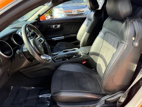 Used 2021 Ford Mustang GT Premium w/ Carbon Sport Interior Package RWD image 12