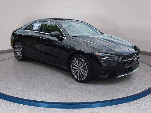 Used 2025 Mercedes-Benz CLA 250 image 3