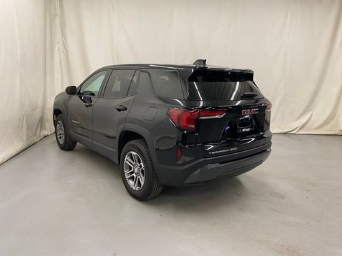 Used 2025 GMC Terrain Elevation AWD/4WD image 5