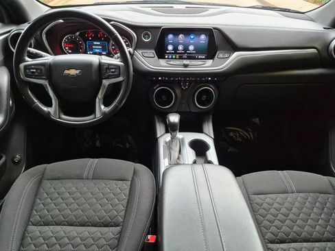 Used 2020 Chevrolet Blazer LT FWD image 13