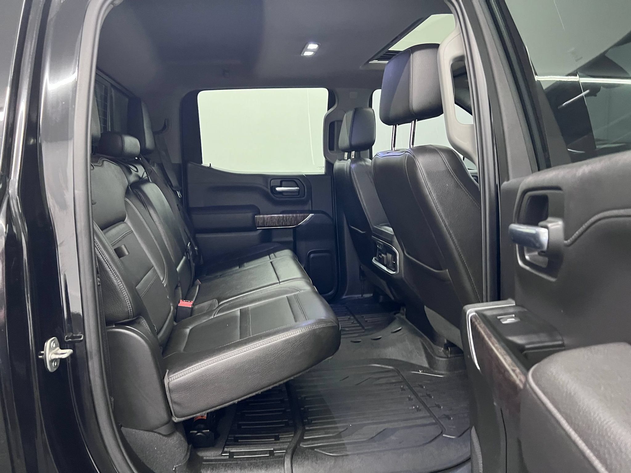 Used 2019 GMC Sierra 1500 Denali w/ Denali Ultimate Package AWD/4WD image 26