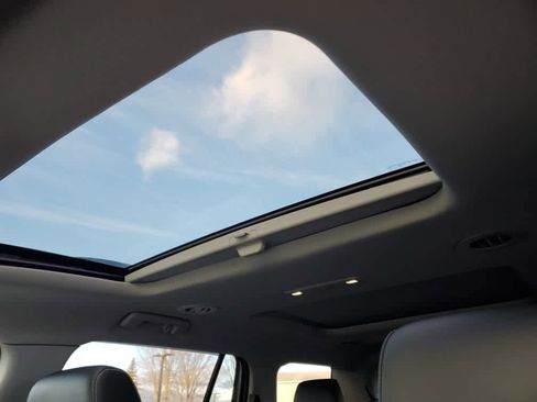 Used 2019 GMC Acadia SLT image 15