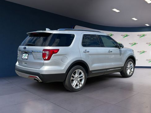 Used 2017 Ford Explorer Limited image 3